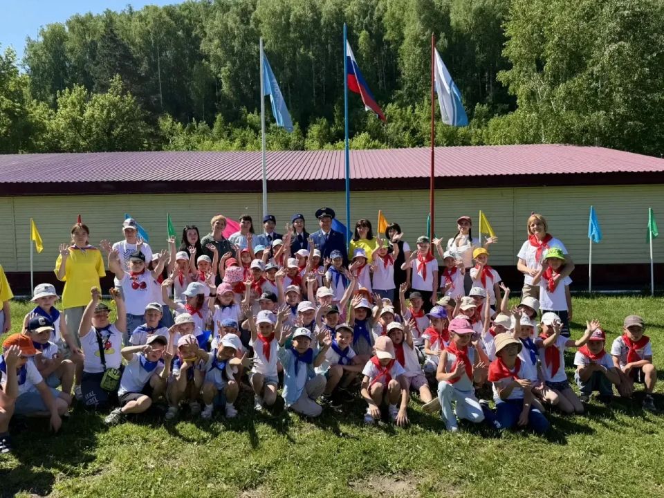 Заместитель прокурора Республики Алтай принял участие в торжественном открытии лагеря «Космос» Заместитель прокурора Республики Алтай принял участие в торжественном открытии лагеря «Космос»