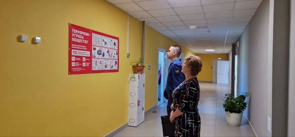 Прокуратура Шебалинского района провела проверку объектов образования на предмет соблюдения антитеррористической защищенности Прокуратура Шебалинского района провела проверку объектов образования на предмет соблюдения антитеррористической защищенности