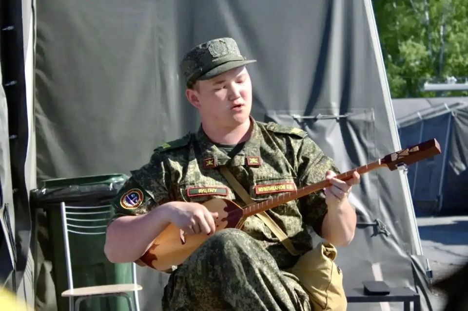 Курсанты Военного учебного центра при ГАГУ проходят учебные сборы в Новосибирске, на базе полигона НВВКУ Курсанты Военного учебного центра при ГАГУ проходят учебные сборы в Новосибирске, на базе полигона НВВКУ