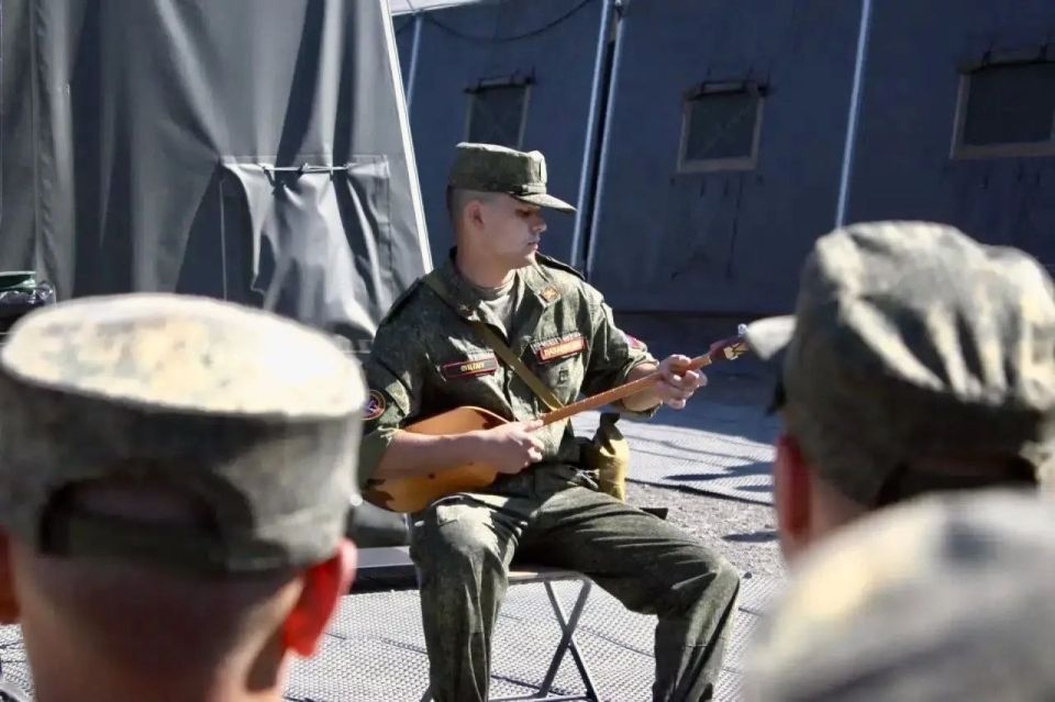 Курсанты Военного учебного центра при ГАГУ проходят учебные сборы в Новосибирске, на базе полигона НВВКУ Курсанты Военного учебного центра при ГАГУ проходят учебные сборы в Новосибирске, на базе полигона НВВКУ