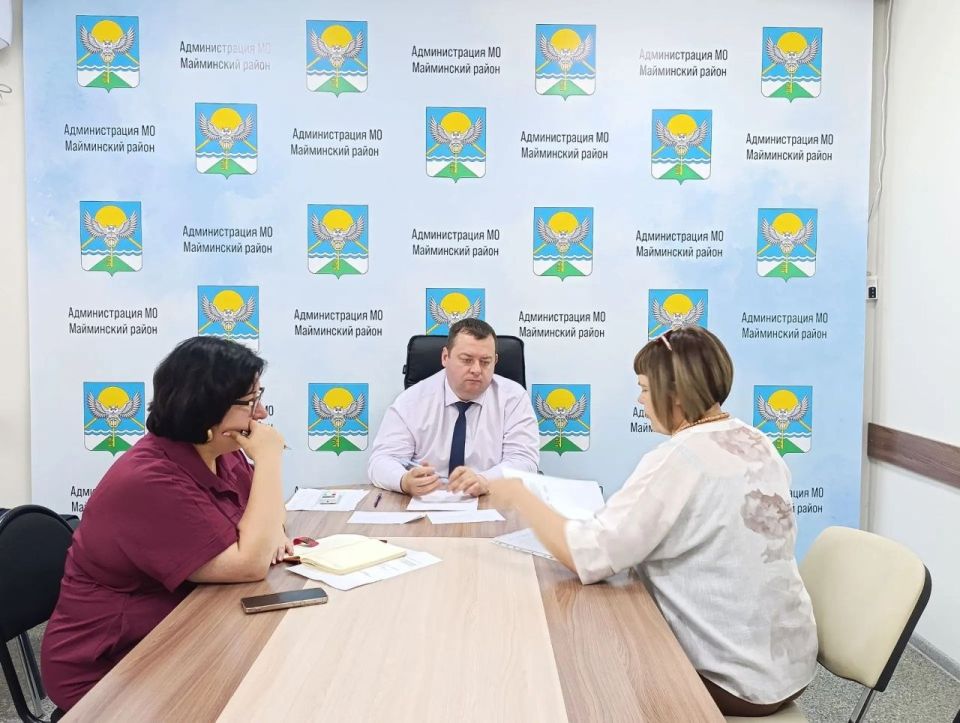 Глава Майминского района Петр Громов провел традиционный прием граждан Глава Майминского района Петр Громов провел традиционный прием граждан