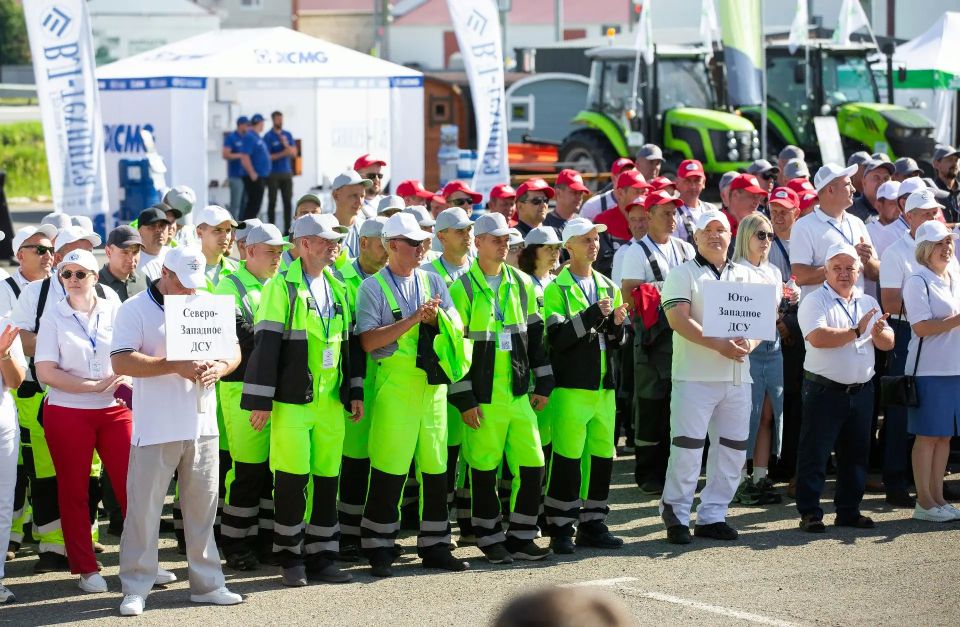 Экскаваторщики Алтайского края соревновались за звание «Лучший по профессии» Экскаваторщики Алтайского края соревновались за звание «Лучший по профессии»