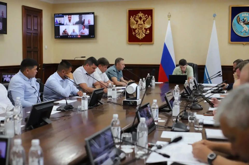 В Горно-Алтайске прошел штаб по дорожному хозяйству В Горно-Алтайске прошел штаб по дорожному хозяйству