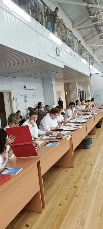 В Горно-Алтайске прошли открытые республиканские соревнования по спортивной акробатике «Вершины Алтая» В Горно-Алтайске прошли открытые республиканские соревнования по спортивной акробатике «Вершины Алтая»