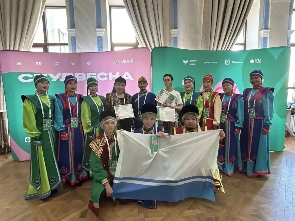 Наша молодёжь снова на высоте! Наша молодёжь снова на высоте!