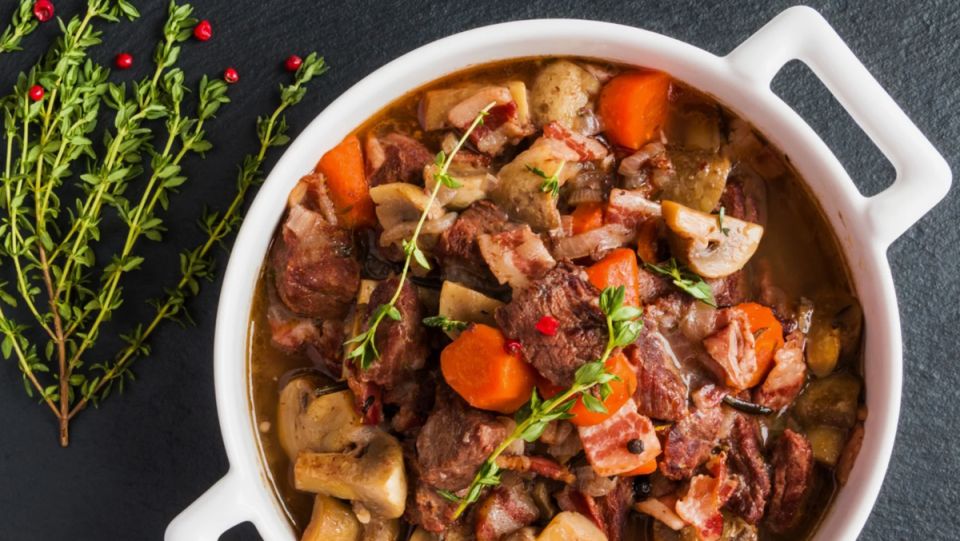 Секреты идеального мясного рагу: как приготовить восхитительное блюдо в духовке