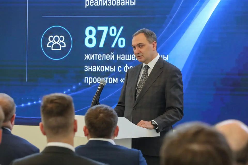 Министр строительства и ЖКХ Республики Алтай Алексей Чакыров отмечен высокой наградой в Москве Министр строительства и ЖКХ Республики Алтай Алексей Чакыров отмечен высокой наградой в Москве