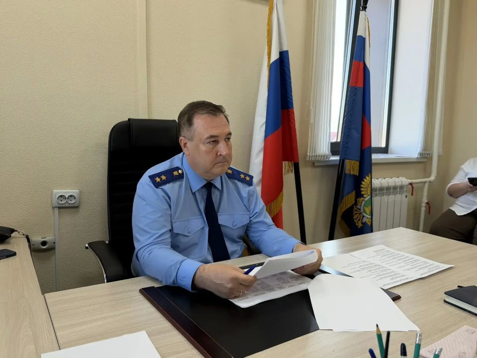 Прямо сейчас в селе Кош-Агач прокурор Республики Алтай проводит личный прием граждан Прямо сейчас в селе Кош-Агач прокурор Республики Алтай проводит личный прием граждан