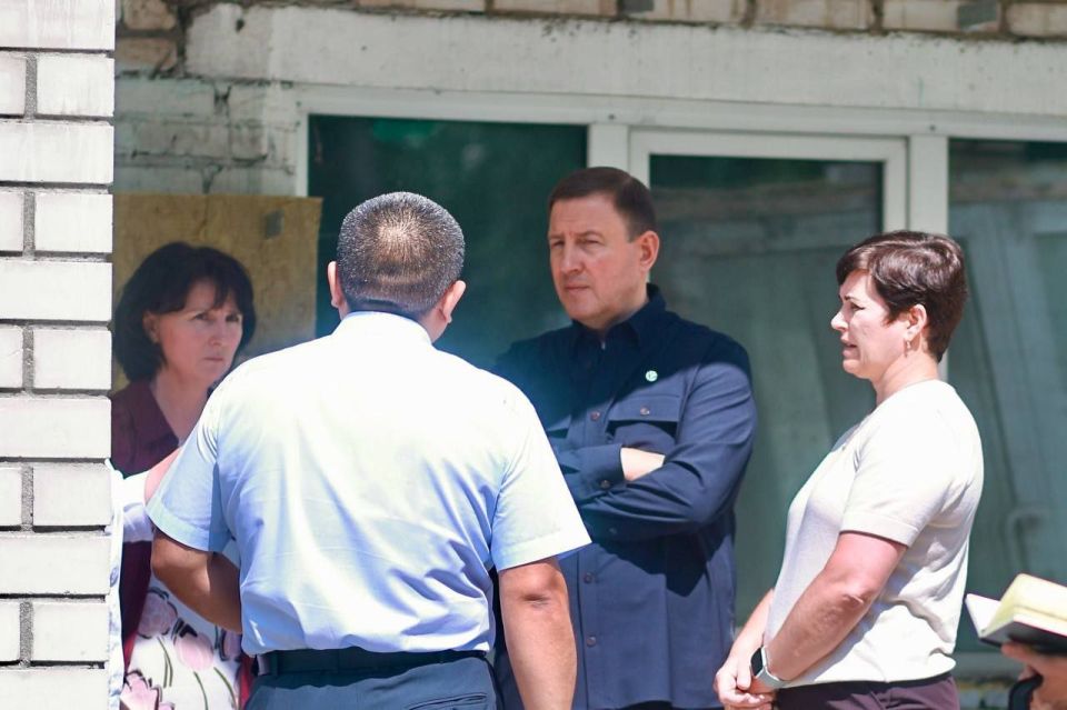 Глава Республики Алтая Андрей Турчак раскритиковал капремонт общежития Горно-Алтайского политехнического колледжа имени М.З. Гнездилова Глава Республики Алтая Андрей Турчак раскритиковал капремонт общежития Горно-Алтайского политехнического колледжа имени М.З. Гнездилова
