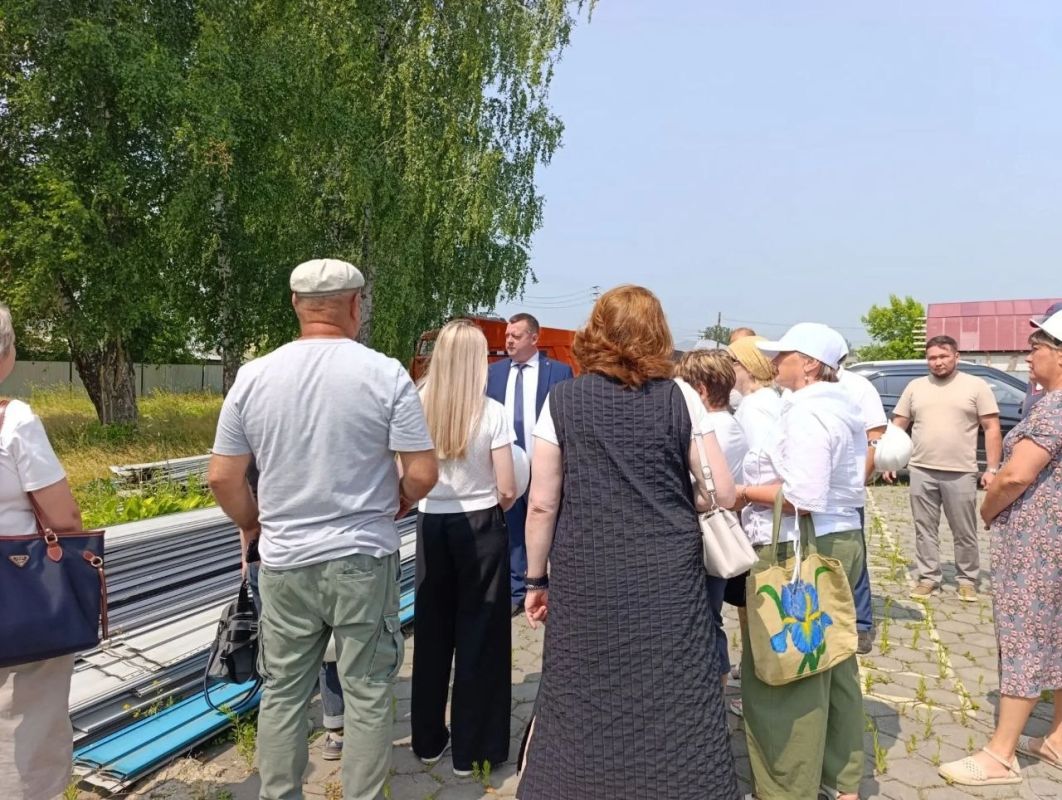 Глава Майминского района Петр Громов провел серию инспекционных выездов по ключевым объектам муниципалитета Глава Майминского района Петр Громов провел серию инспекционных выездов по ключевым объектам муниципалитета