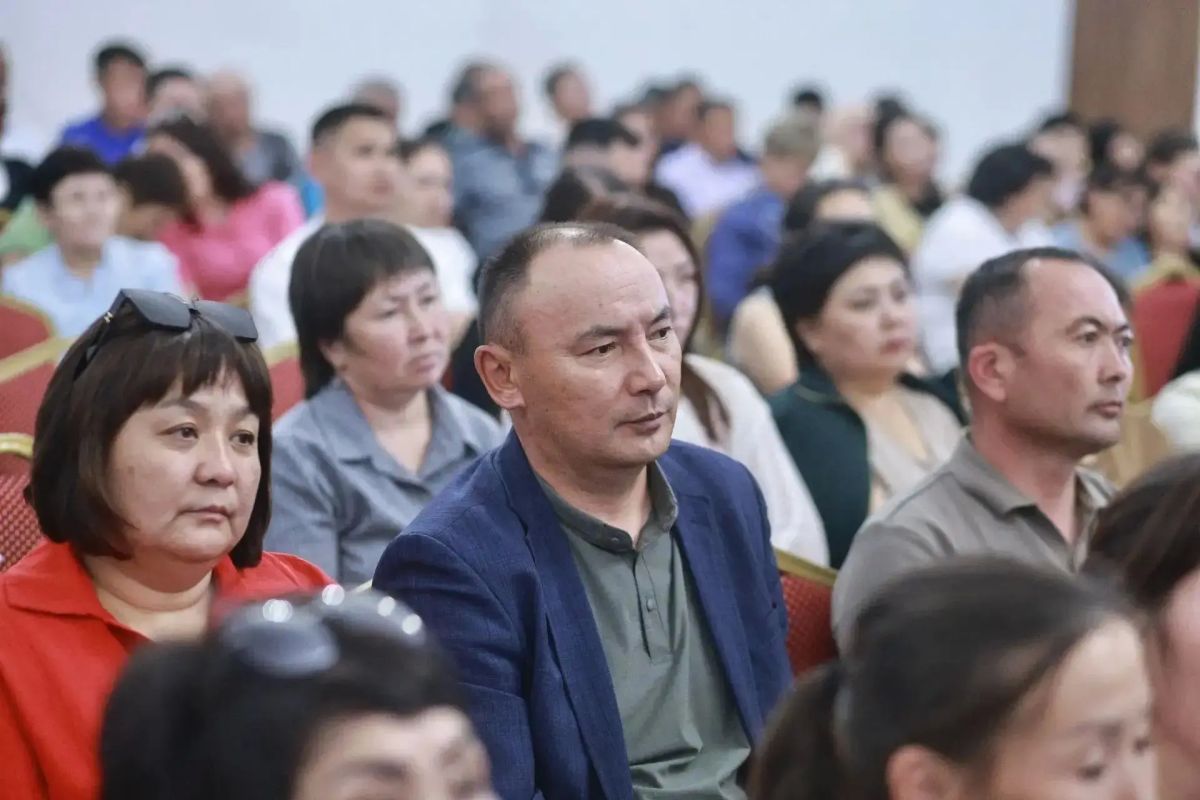 Андрей Турчак встретился с жителями Кош-Агачского района Андрей Турчак встретился с жителями Кош-Агачского района