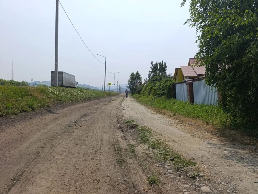 Глава Майминского района Петр Громов провел серию инспекционных выездов по ключевым объектам муниципалитета Глава Майминского района Петр Громов провел серию инспекционных выездов по ключевым объектам муниципалитета