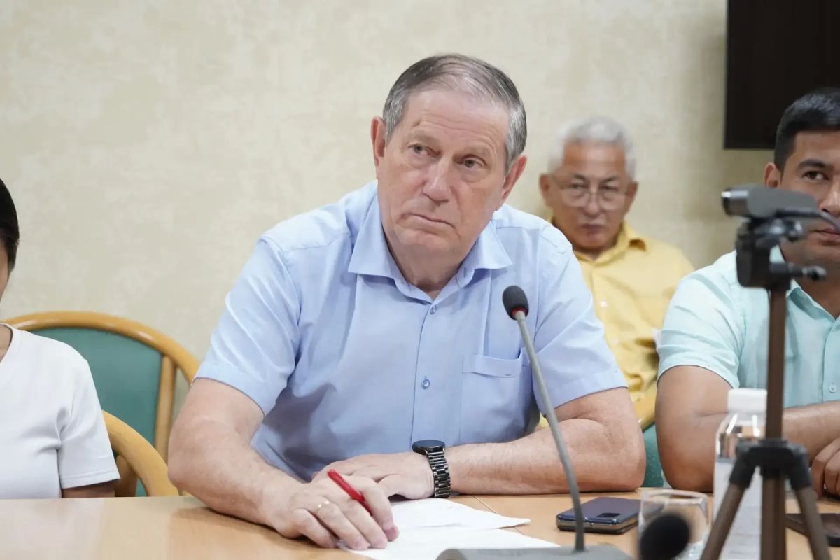 Сегодня под председательством спикера Госсобрания – Эл Курултай Эжера Ялбакова прошло заседание Правительственного часа, посвящённое реализации законодательства об организации местного самоуправления Сегодня под председательством спикера Госсобрания – Эл Курултай Эжера Ялбакова прошло заседание Правительственного часа, посвящённое реализации законодательства об организации местного самоуправления