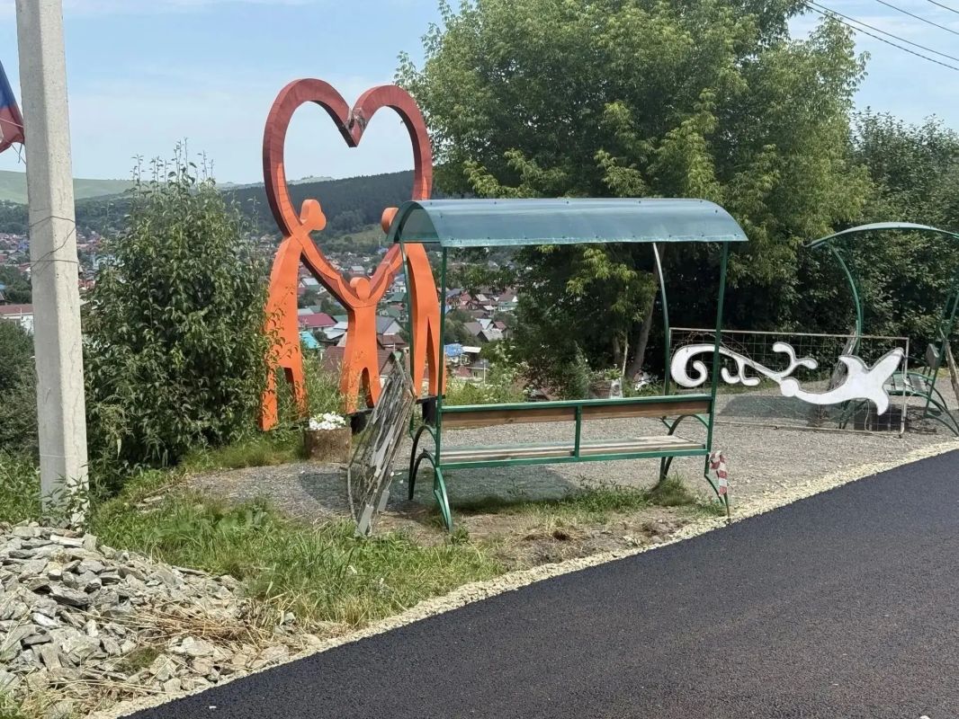 В Горно-Алтайске идет асфальтирование переулка Глухарева В Горно-Алтайске идет асфальтирование переулка Глухарева