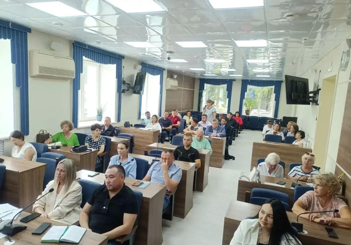 Общественные слушания по так называемым «наливайкам», или по ограничению торговли алкогольной продукцией, состоялись в городской администрации Общественные слушания по так называемым «наливайкам», или по ограничению торговли алкогольной продукцией, состоялись в городской администрации