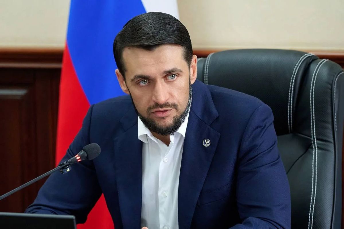 Александр Прокопьев: Мы продолжаем работу по противодействию нелегальной занятости в Республике Алтай Александр Прокопьев: Мы продолжаем работу по противодействию нелегальной занятости в Республике Алтай