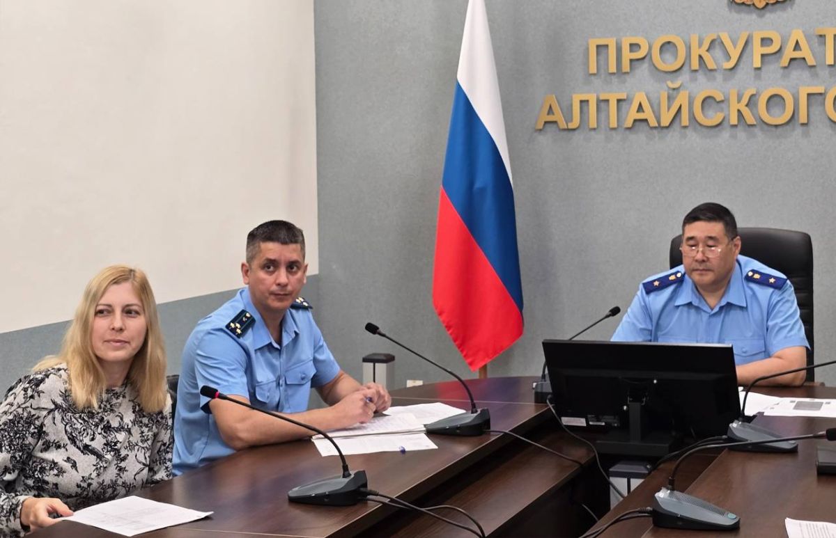 По поручению заместителя Генпрокурора России Сергея Зайцева руководством управления проведены личные приемы жителей регионов Сибири по вопросам состояния законности в жилищно-коммунальной сфере По поручению заместителя Генпрокурора России Сергея Зайцева руководством управления проведены личные приемы жителей регионов Сибири по вопросам состояния законности в жилищно-коммунальной сфере