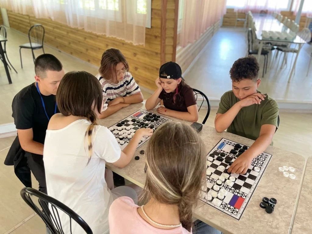 За первый месяц лета в Республике Алтай отдохнули 16,1 тыс За первый месяц лета в Республике Алтай отдохнули 16,1 тыс