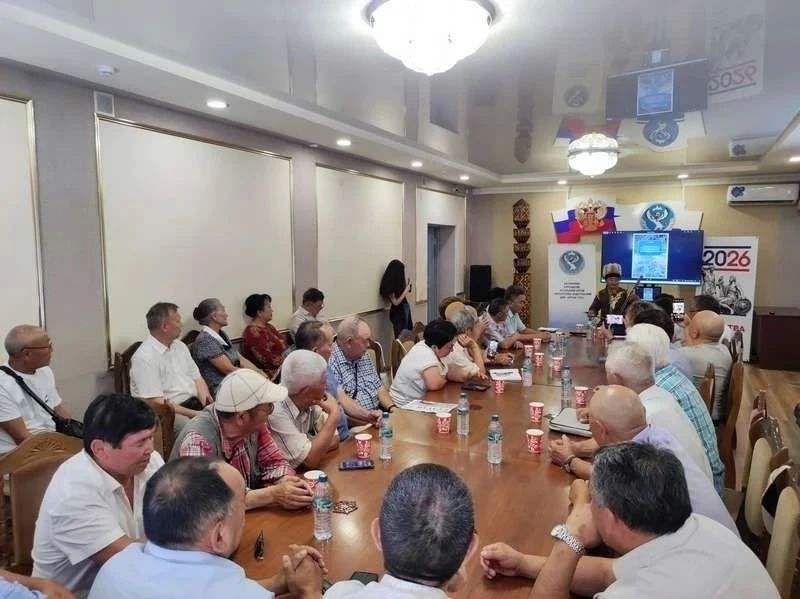 В Доме Дружбы народов РА состоялась презентация второго, дополненного издания монографии кандидата исторических наук Г. П. Самаева «Горный Алтай в XVII – середине XIX в.»: проблемы политической истории и присоединения к... В Доме Дружбы народов РА состоялась презентация второго, дополненного издания монографии кандидата исторических наук Г. П. Самаева «Горный Алтай в XVII – середине XIX в.»: проблемы политической истории и присоединения к...