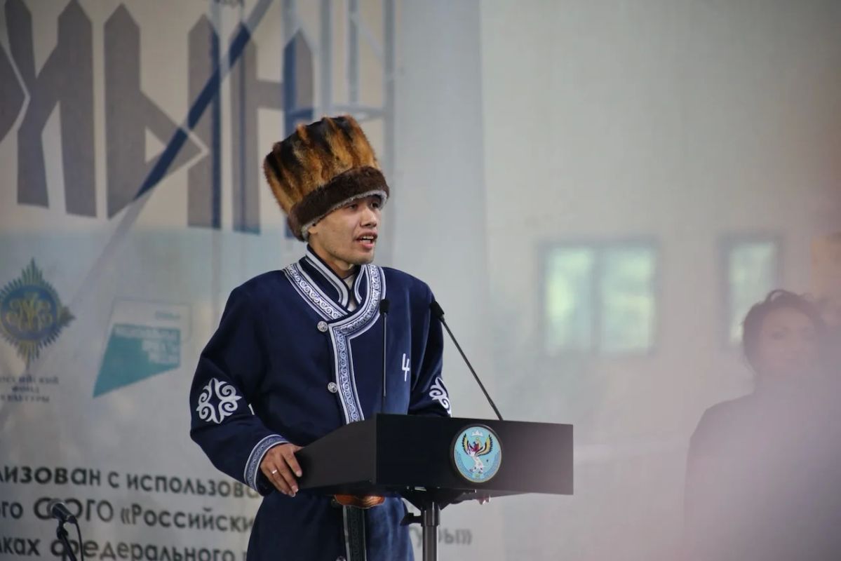 В Республике Алтай проходит праздник алтайского народа Эл Ойын В Республике Алтай проходит праздник алтайского народа Эл Ойын