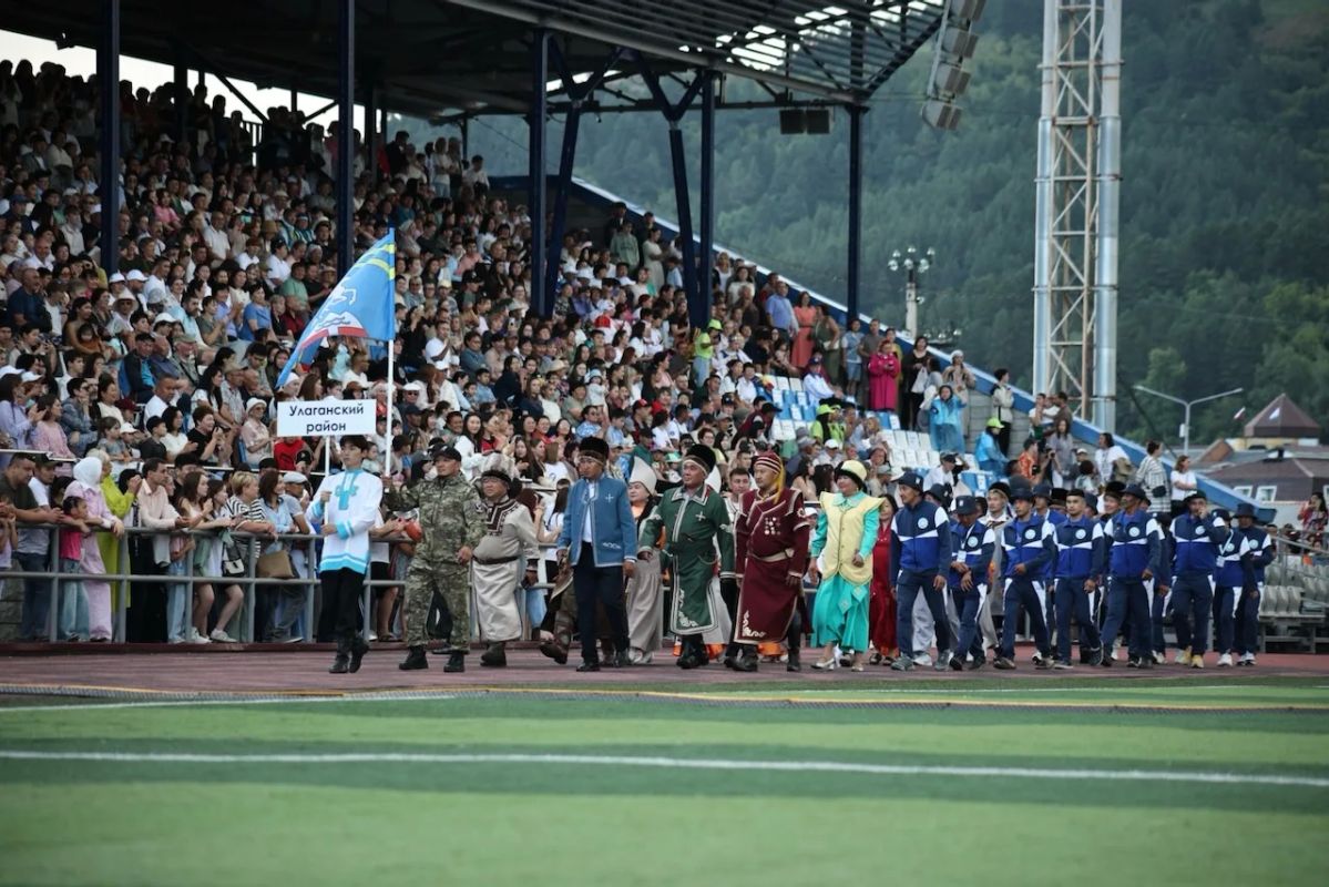 В Республике Алтай проходит праздник алтайского народа Эл Ойын В Республике Алтай проходит праздник алтайского народа Эл Ойын