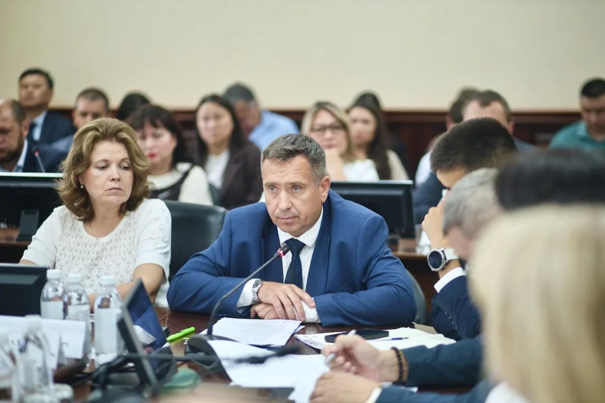 Андрей Турчак: Провели очередное заседание Правительства Андрей Турчак: Провели очередное заседание Правительства