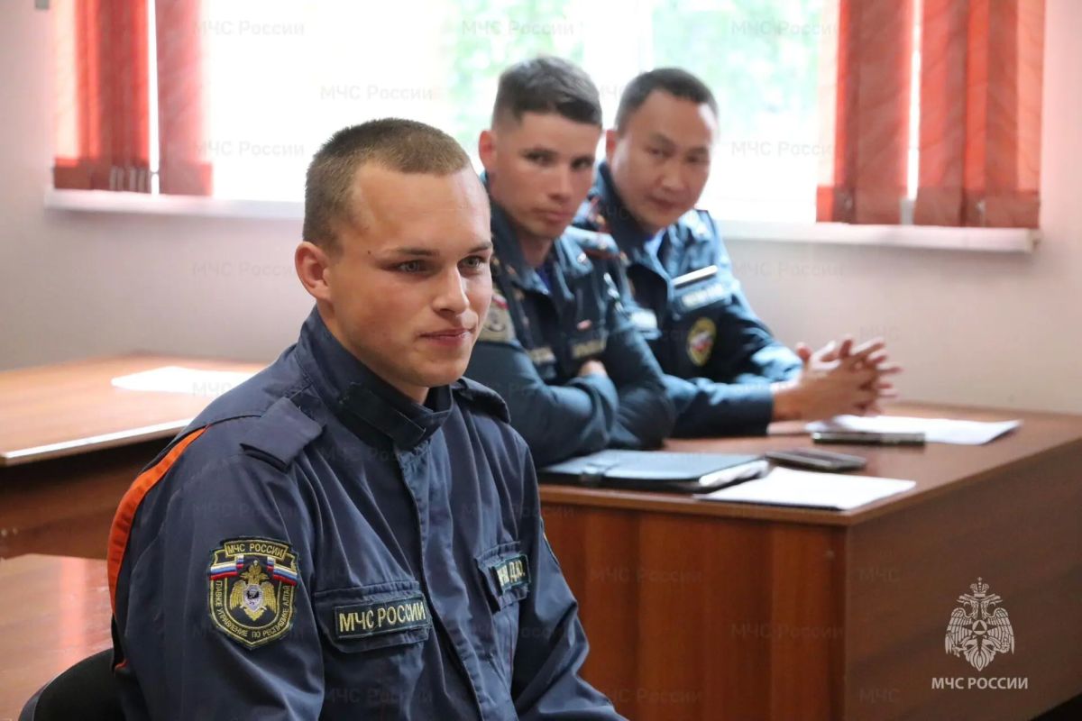 Пожарные успешно прошли квалификационную аттестацию Пожарные успешно прошли квалификационную аттестацию