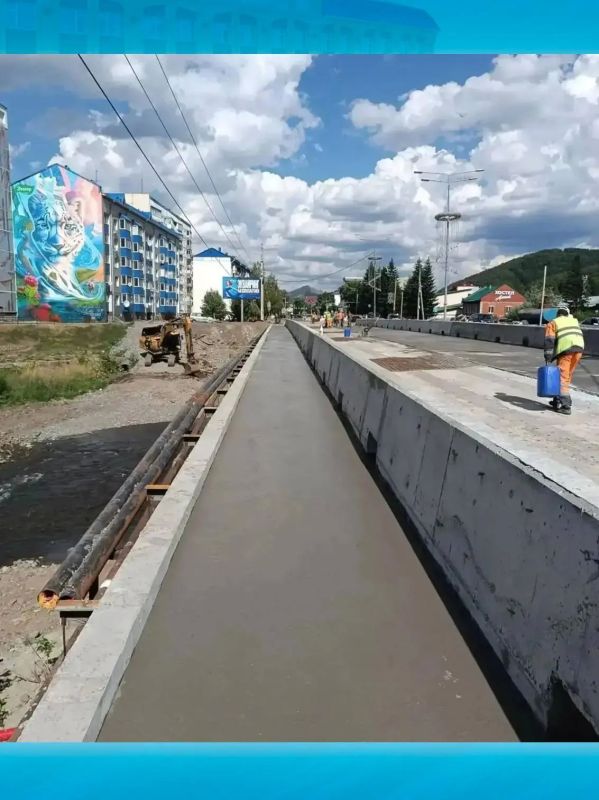 В Горно-Алтайске капитально ремонтируют мост через реку Майма в районе Мебельной В Горно-Алтайске капитально ремонтируют мост через реку Майма в районе Мебельной