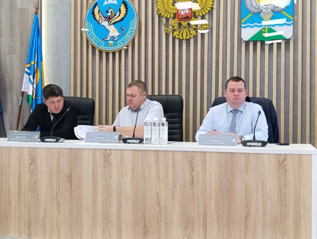 Состоялась очередная сессия Майминского районного Совета депутатов Состоялась очередная сессия Майминского районного Совета депутатов