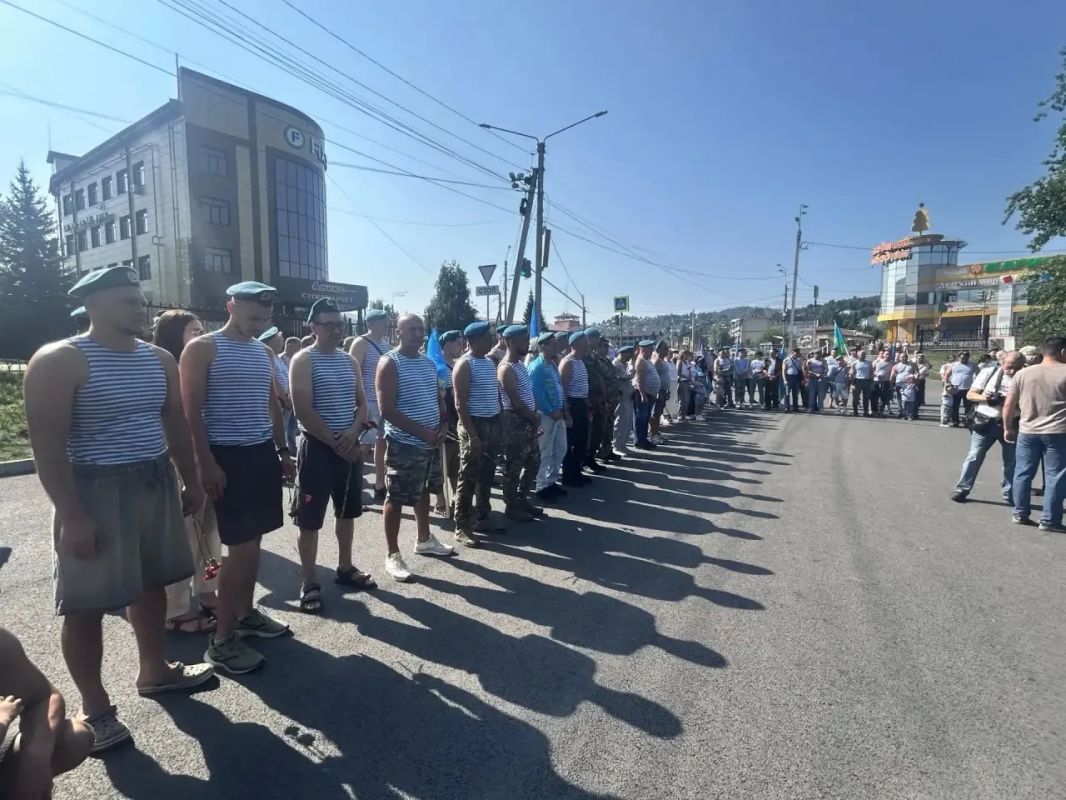 «Никто кроме нас»!. Прямо сейчас на мемориальном комплексе «Парк Победы» проходят мероприятия, посвященные Дню Воздушно-десантных войск «Никто кроме нас»!. Прямо сейчас на мемориальном комплексе «Парк Победы» проходят мероприятия, посвященные Дню Воздушно-десантных войск