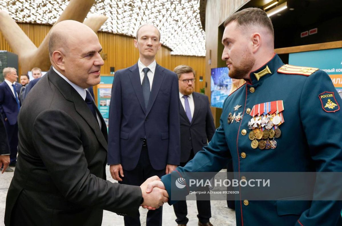 Председатель Правительства Российской Федерации Михаил Мишустин провёл совещание о развитии отечественной туристической отрасли Председатель Правительства Российской Федерации Михаил Мишустин провёл совещание о развитии отечественной туристической отрасли
