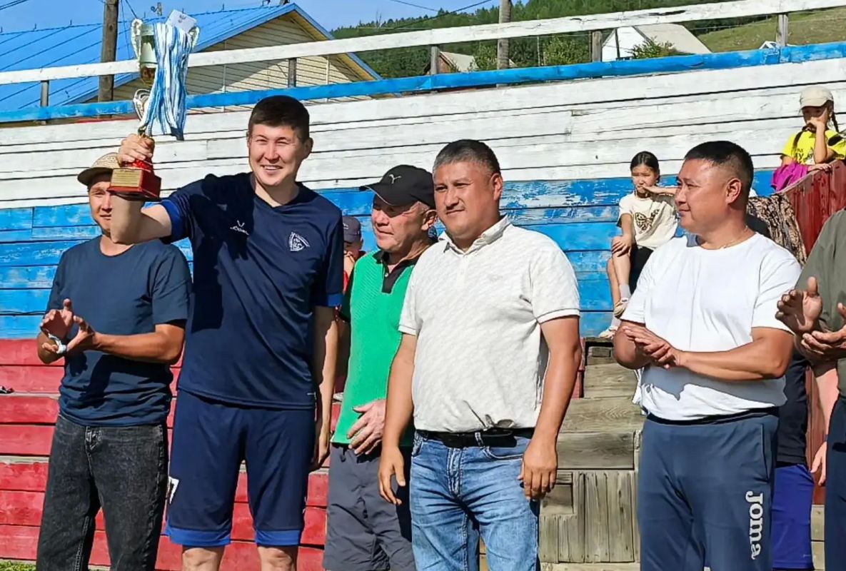 В турнире по мини-футболу памяти Героя России Айдара Карабашева приняли участие 20 команд В турнире по мини-футболу памяти Героя России Айдара Карабашева приняли участие 20 команд