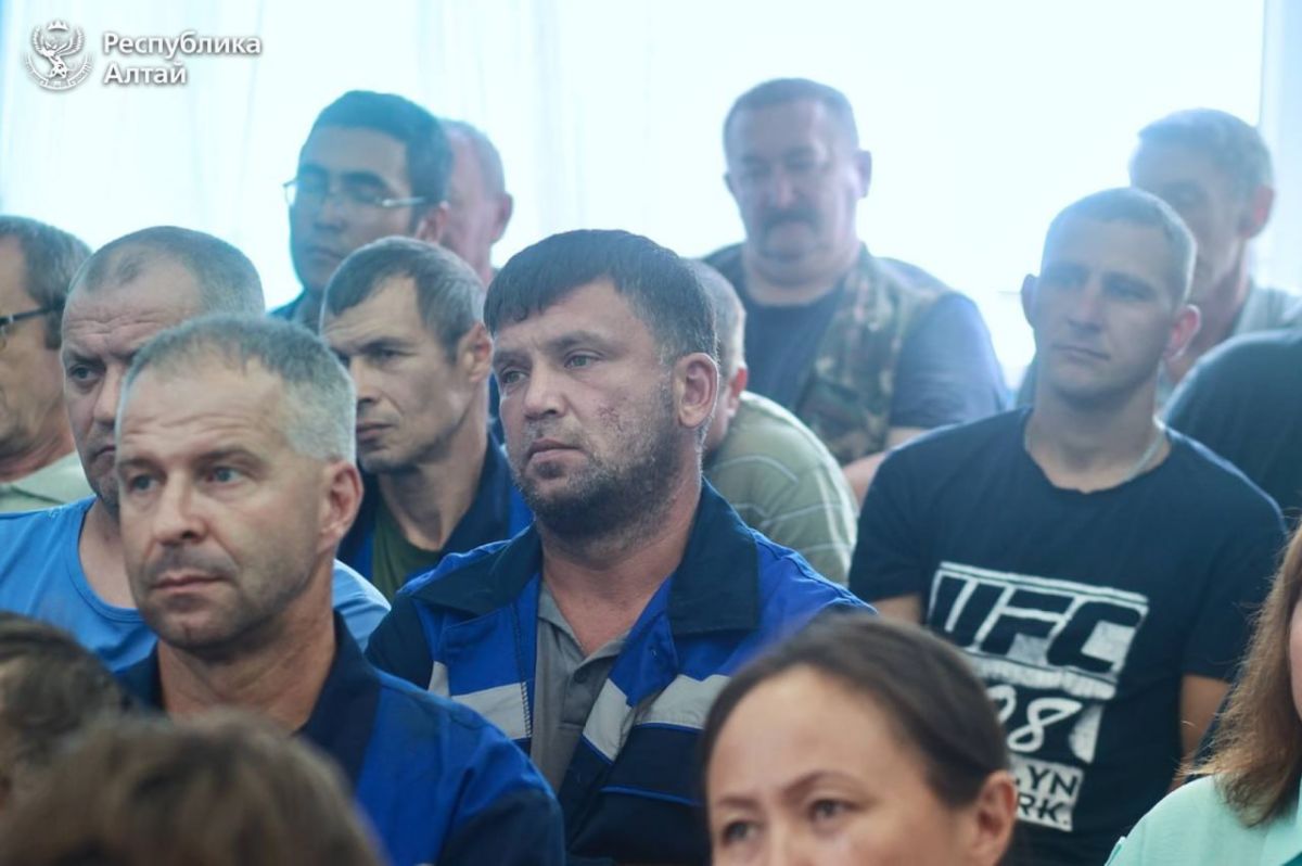 Глава региона Андрей Турчак завершил рабочую поездку по Горно-Алтайску в «Водоканале» Глава региона Андрей Турчак завершил рабочую поездку по Горно-Алтайску в «Водоканале»
