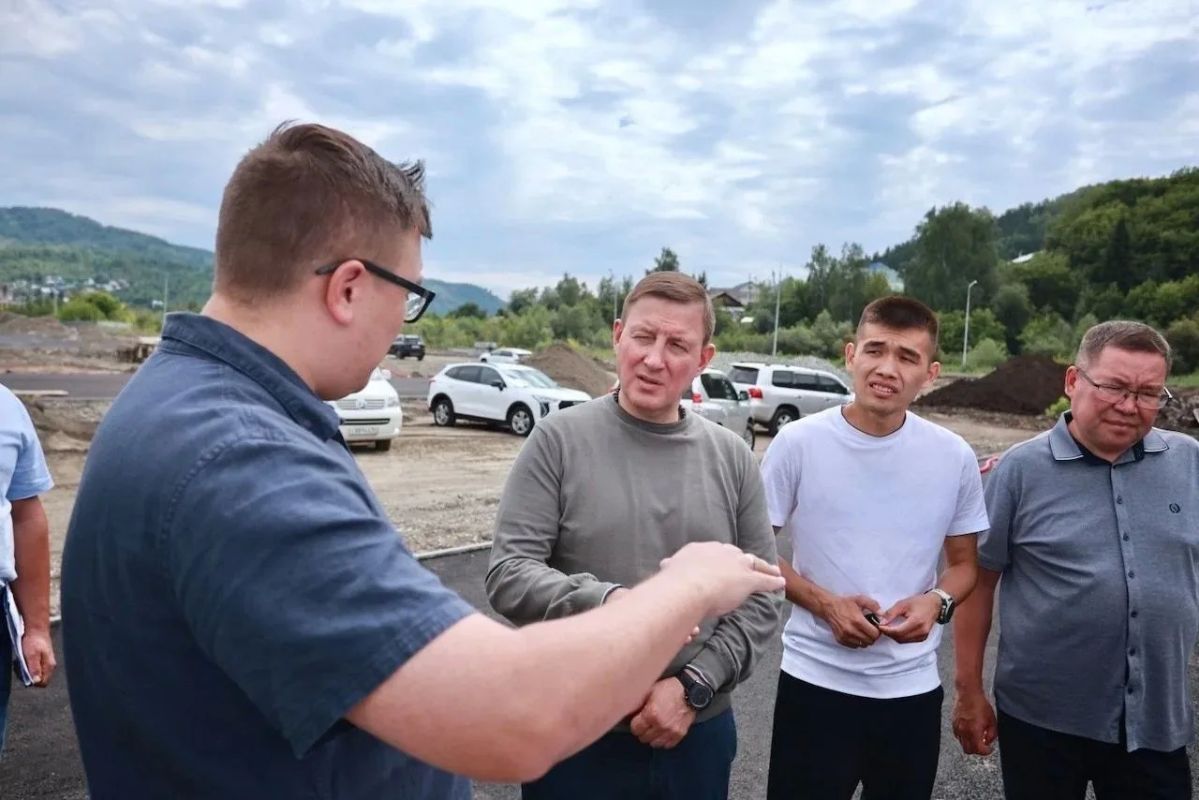 Парк «Бирлик» возводят в столице Республики Алтай Парк «Бирлик» возводят в столице Республики Алтай