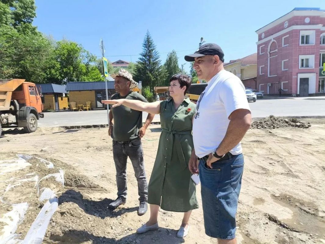 Не секрет, что город живет, когда он строится Не секрет, что город живет, когда он строится