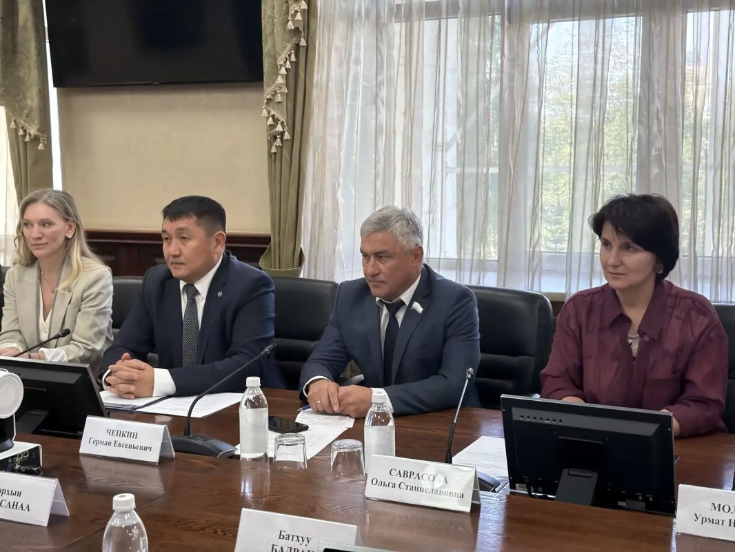 В Республике Алтай состоялась встреча с делегацией Монголии В Республике Алтай состоялась встреча с делегацией Монголии