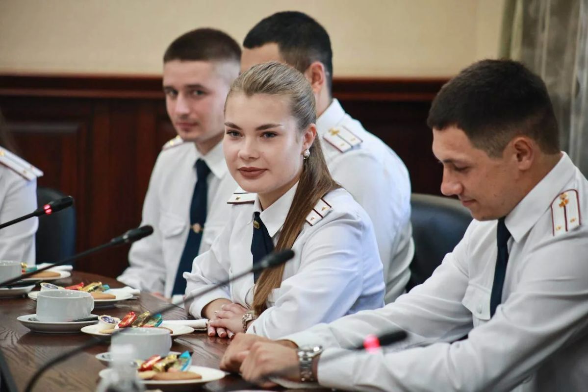 Андрей Турчак встретился с молодыми лейтенантами из республики и других регионов Андрей Турчак встретился с молодыми лейтенантами из республики и других регионов