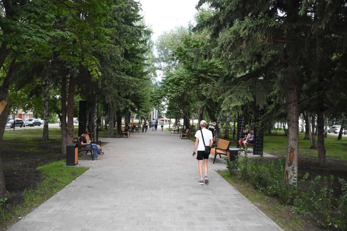 В Горно-Алтайске завершены работы по благоустройству двух общественных территорий В Горно-Алтайске завершены работы по благоустройству двух общественных территорий