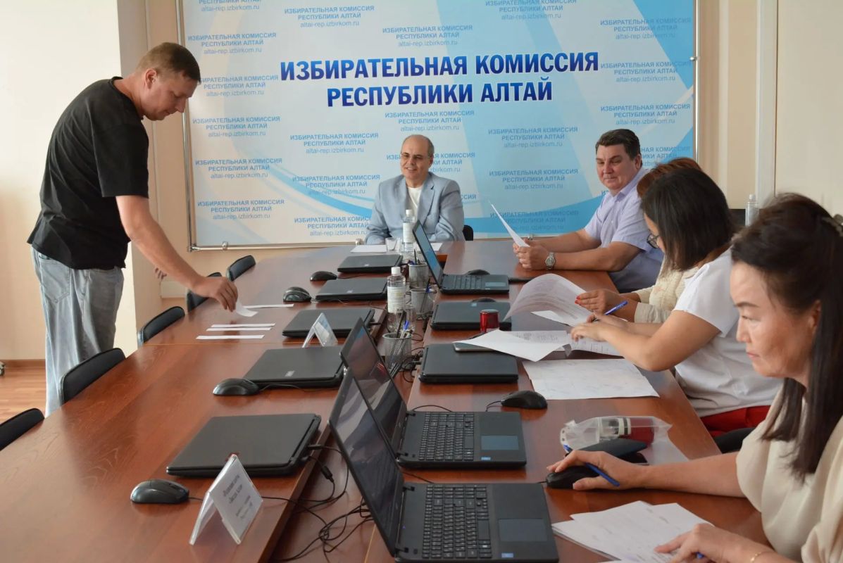 18 августа 2026 года состоялась жеребьевка по распределению между политическими партиями, зарегистрировавшими федеральные списки кандидатов, эфирного времени, предоставляемого безвозмездно на каналах региональных... 18 августа 2026 года состоялась жеребьевка по распределению между политическими партиями, зарегистрировавшими федеральные списки кандидатов, эфирного времени, предоставляемого безвозмездно на каналах региональных...