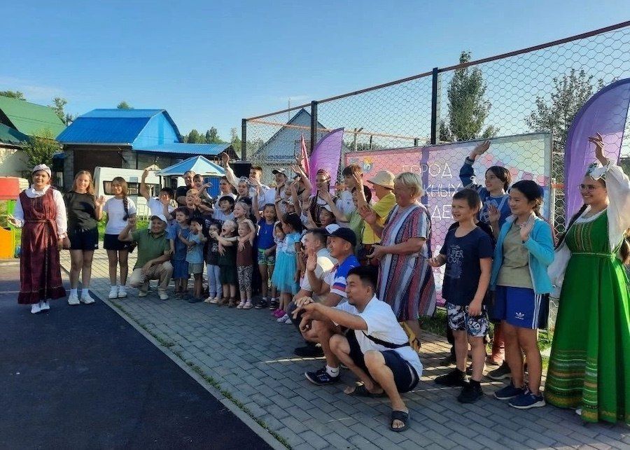 Благодаря победе в конкурсе главы Республики Алтай «Фестиваль добрососедства» стартовал уже в эти выходные Благодаря победе в конкурсе главы Республики Алтай «Фестиваль добрососедства» стартовал уже в эти выходные