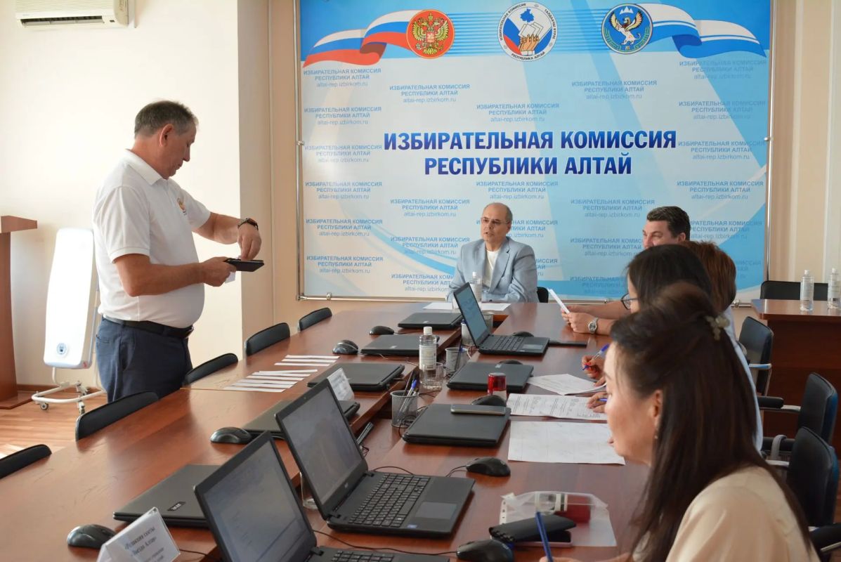 18 августа 2026 года состоялась жеребьевка по распределению между политическими партиями, зарегистрировавшими федеральные списки кандидатов, эфирного времени, предоставляемого безвозмездно на каналах региональных... 18 августа 2026 года состоялась жеребьевка по распределению между политическими партиями, зарегистрировавшими федеральные списки кандидатов, эфирного времени, предоставляемого безвозмездно на каналах региональных...