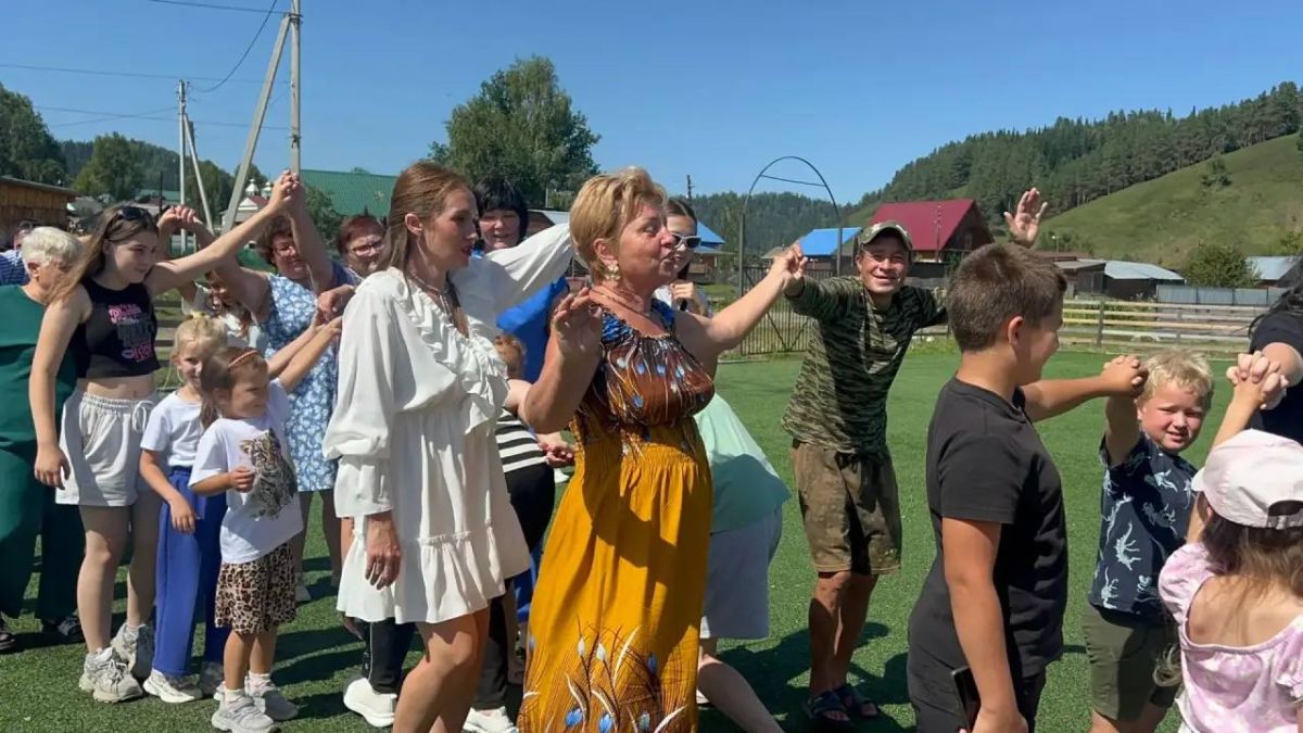 Фестиваль добрососедства стартовал в Чойском районе Фестиваль добрососедства стартовал в Чойском районе