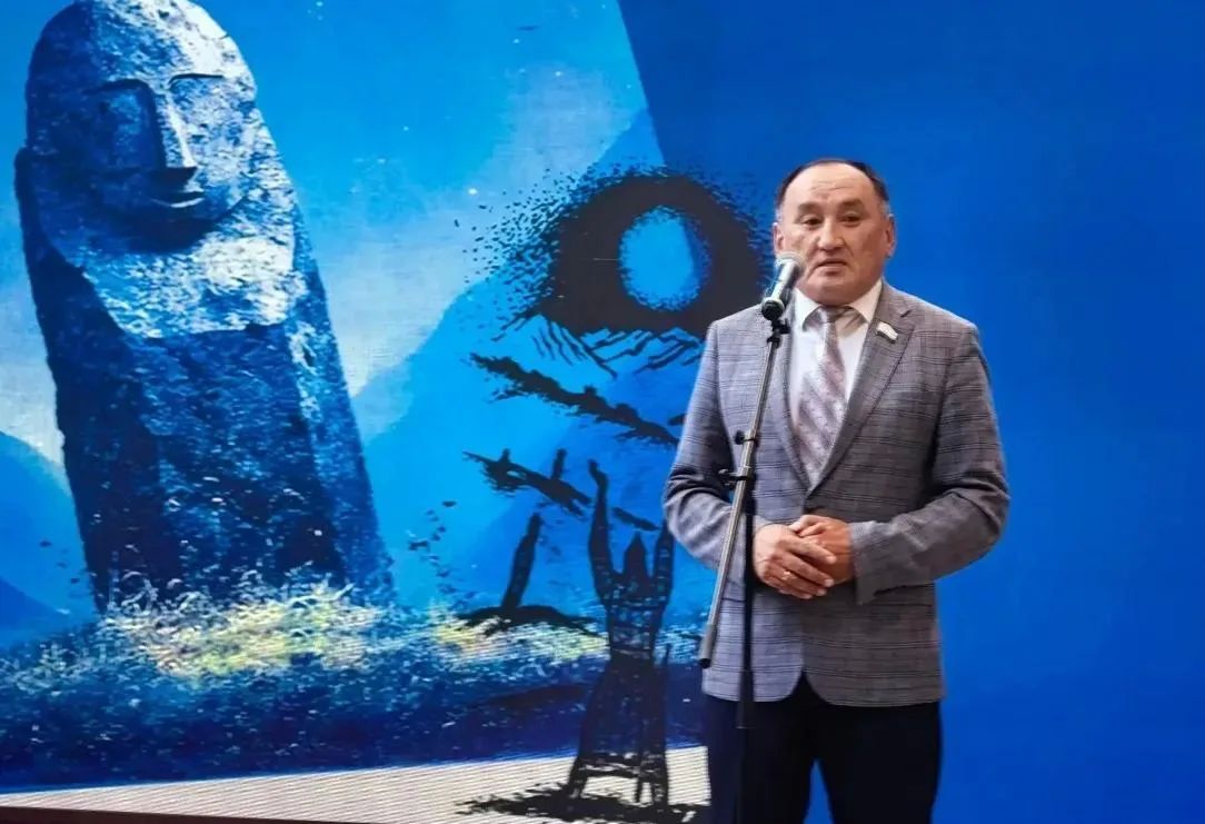 Презентация книги Дибаша Каинчина «Пепел звёзд» на татарском языке Презентация книги Дибаша Каинчина «Пепел звёзд» на татарском языке
