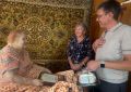 Ветеран труда Александра Пушнякова отметила 90-летие