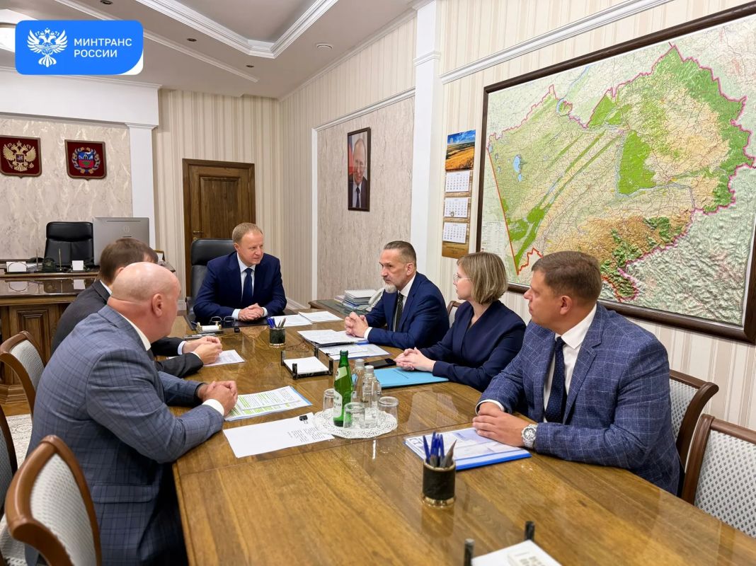 Трассу Алтайское — Ая — Бирюзовая Катунь полностью обновят в 2026 году Трассу Алтайское — Ая — Бирюзовая Катунь полностью обновят в 2026 году