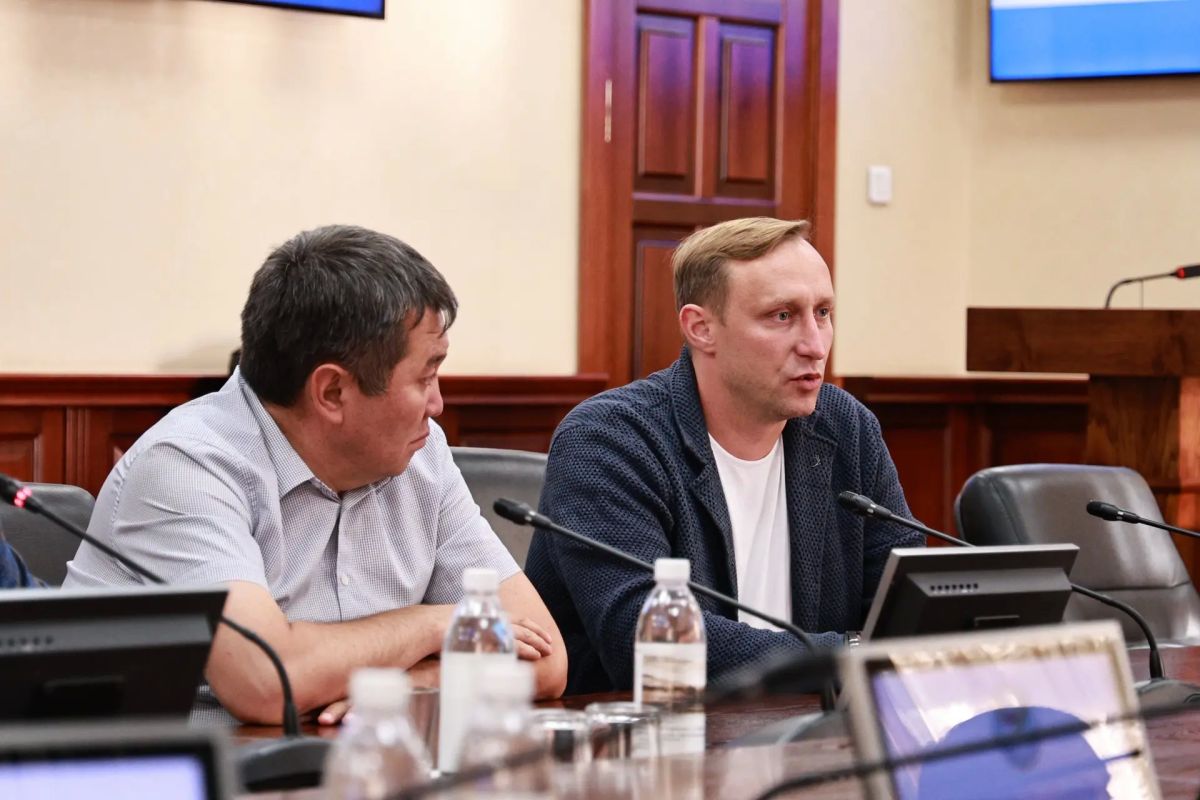 Андрей Турчак: Вводим новый формат штаба по строительству и капремонту социальных объектов Андрей Турчак: Вводим новый формат штаба по строительству и капремонту социальных объектов