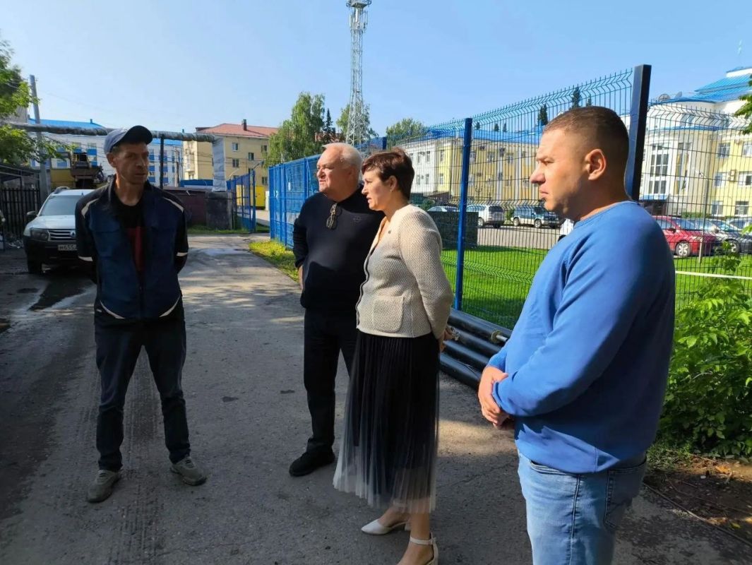 Горно-Алтайск готовится к зиме Горно-Алтайск готовится к зиме