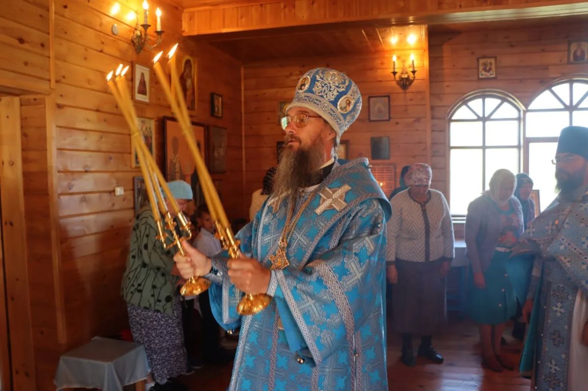 Сегодня православные празднуют Успение Пресвятой Богородицы Сегодня православные празднуют Успение Пресвятой Богородицы