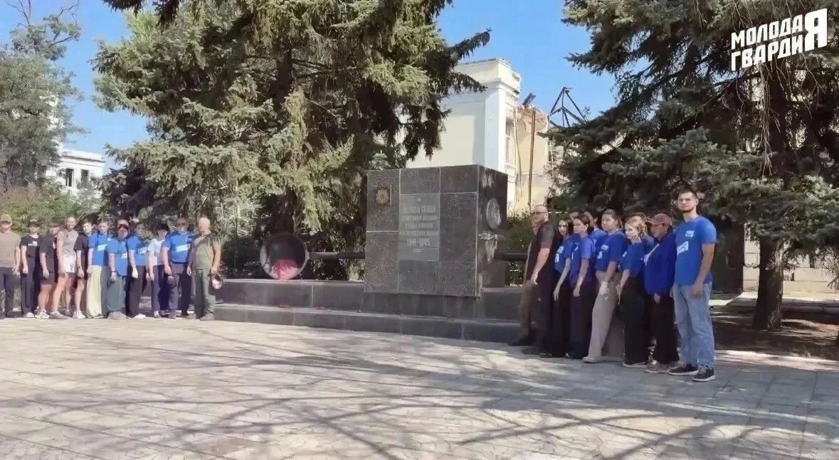 Забота и память - молодогвардейцы Республики Алтай с честью выполнили гуманитарную миссию в Мариуполе Забота и память - молодогвардейцы Республики Алтай с честью выполнили гуманитарную миссию в Мариуполе