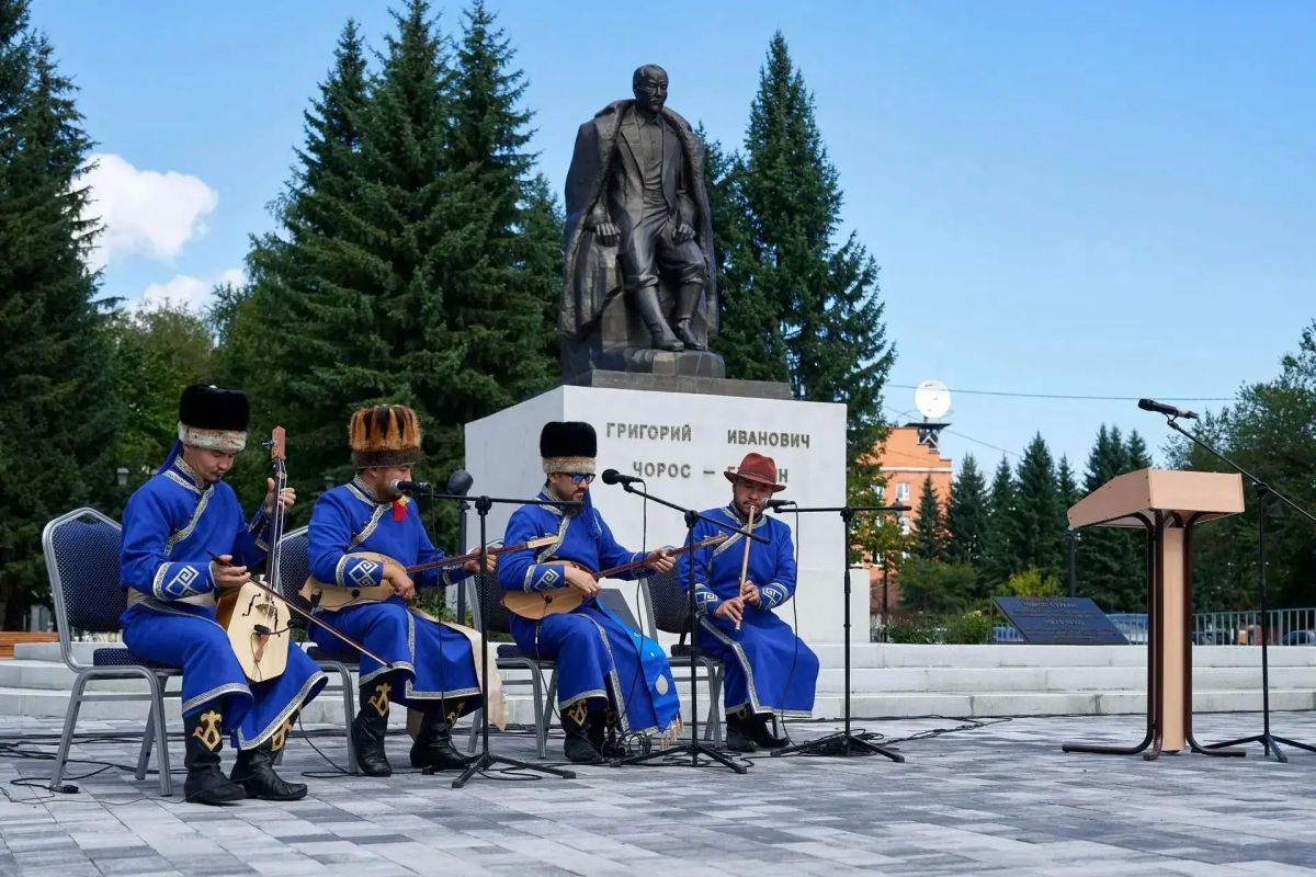 В Горно-Алтайске открыт после благоустройства Сквер имени Г.И. Чорос-Гуркина В Горно-Алтайске открыт после благоустройства Сквер имени Г.И. Чорос-Гуркина